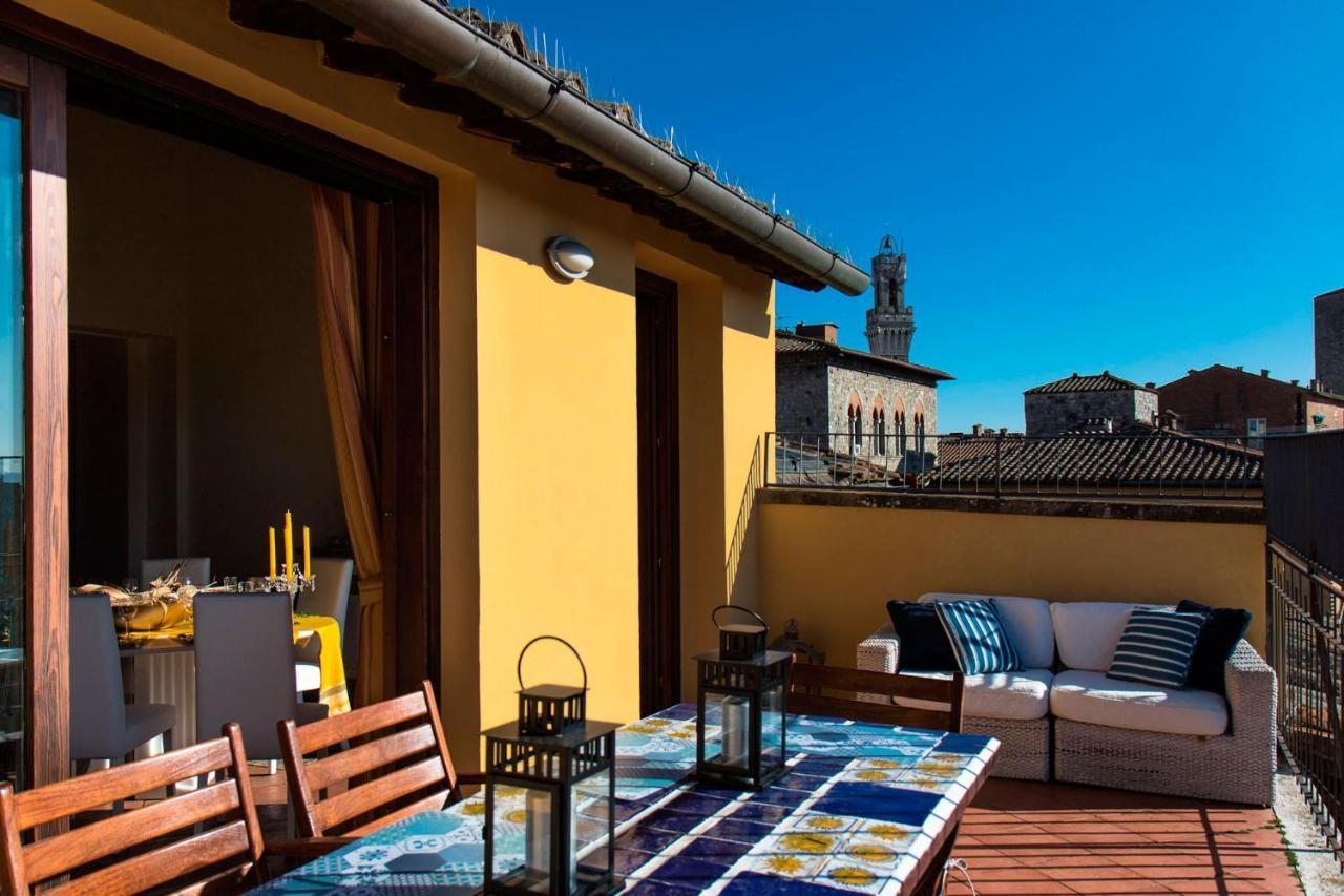 La Terrazza Sul Duomo Apartment เซียนา ภายนอก รูปภาพ